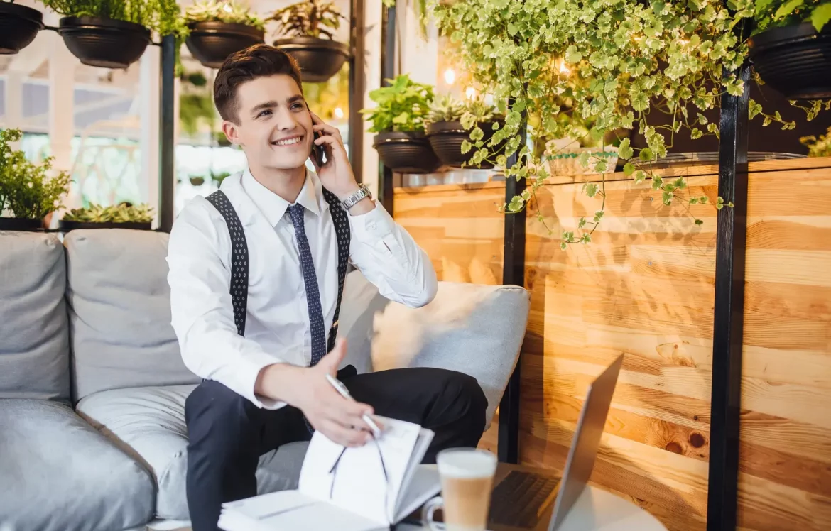 Image représentant le métier de conseiller de vente dans l'alternance de luxe